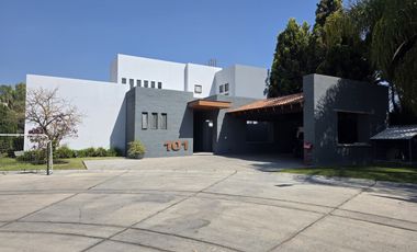 Casa en Venta en El Álamo Country Club en Celaya Gto.