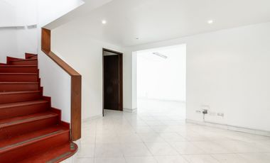 Oficina en arriendo en Santa Paula, Bogotá