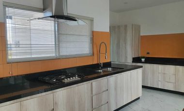 CASA EN VENTA DELLA TERRA AL NORTE