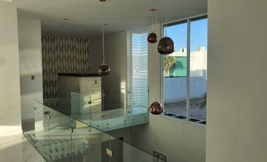 CASA EN VENTA DELLA TERRA AL NORTE