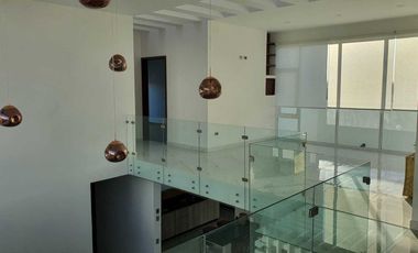 CASA EN VENTA DELLA TERRA AL NORTE
