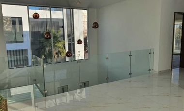 CASA EN VENTA DELLA TERRA AL NORTE