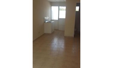 ALQUILOM CASA 250.0 MENSUAL