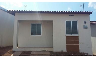 ALQUILOM CASA 250.0 MENSUAL