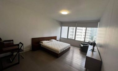 FOR SALE: 1 BR EDADES TOWER