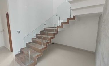 VENTA DE CASA NUEVA EN FRACCIONAMIENTO LAS PALMAS GREEN MEDELLIN VERACRUZ