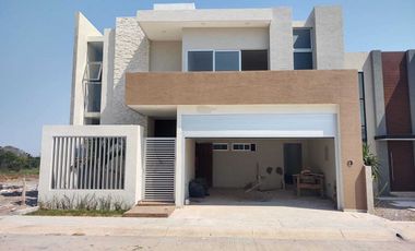 VENTA DE CASA NUEVA EN FRACCIONAMIENTO LAS PALMAS GREEN MEDELLIN VERACRUZ