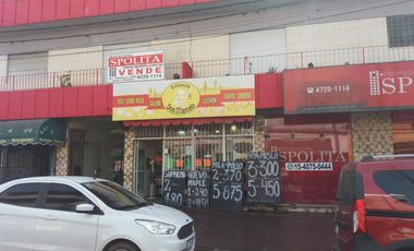 Excelente local comercial a mts de Avenida marquez