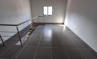 apartamento en arriendo en calle larga. Cod A215650