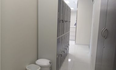 SE ALQUILA OFICINA AMOBLADA DE 318MTS EN COSTA DEL ESTE