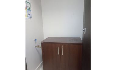 SE ALQUILA OFICINA AMOBLADA DE 318MTS EN COSTA DEL ESTE