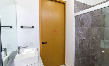 CASA EN VENTA EN MARIANO OTERO, ZAPOPAN, JAL.