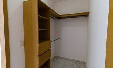 CASA EN VENTA EN MARIANO OTERO, ZAPOPAN, JAL.