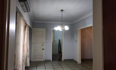CASA/CON LOCAL EN VENTA OPORTUNIDAD