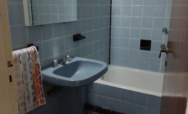 CASA/CON LOCAL EN VENTA OPORTUNIDAD