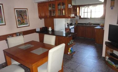 Casa en venta en Moron Sur