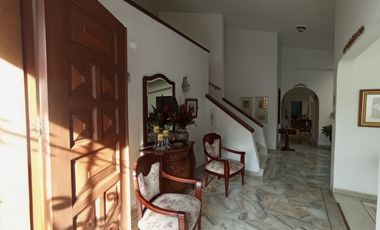 casa en venta en las mercedes. Cod V121240