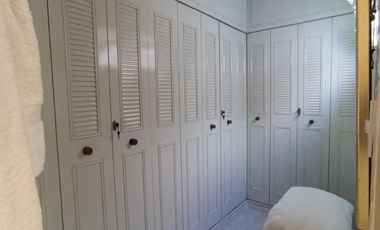 casa en venta en las mercedes. Cod V121240