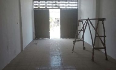 Ruko Gunung Anyar Tambak, Strategis