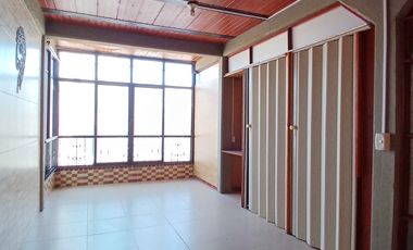apartamento en arriendo en poblado campestre. Cod A120027