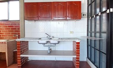 apartamento en arriendo en poblado campestre. Cod A120027