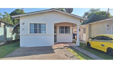 SE VENDE CASA EN VALLE HERMOSO