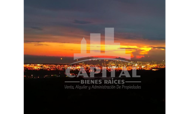 SE VENDE CASA CON VISTA A LA CIUDAD EN LAS VISTAS DE CERRO AZUL