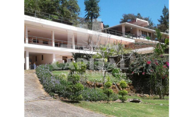 SE VENDE CASA CON VISTA A LA CIUDAD EN LAS VISTAS DE CERRO AZUL