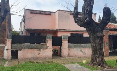 VENTA PH 3 AMBIENTES AL FRENTE, A REFACCIONAR, CHILAVERT