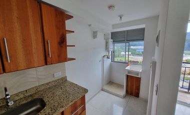 apartamento en venta en la tablaza. Cod V511744
