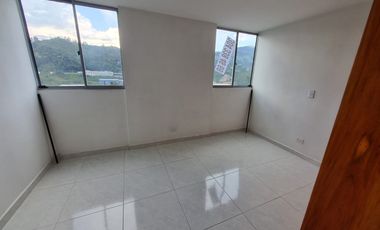 apartamento en venta en la tablaza. Cod V511744