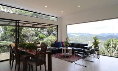 Casa en medio de bosque nativo(MLS#239938)