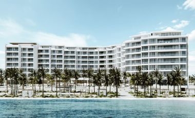 Condo con terraza que tiene vista al mar, cuatro recamaras, alberca, pre-venta,