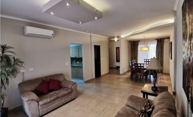 VENTA  PH EMBASSY VILLAGE ALBROOK