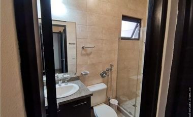 VENTA  PH EMBASSY VILLAGE ALBROOK