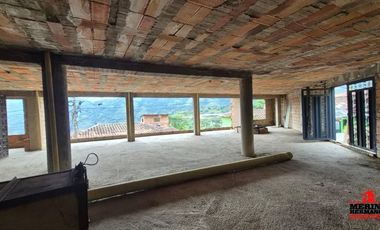 casa en venta en urbano. Cod V6534