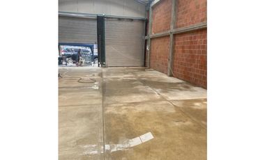 ALQUILO LOCAL TIPO BODEGA CENTRO CALI