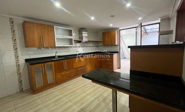 casa en arriendo en villagrande. Cod A776621