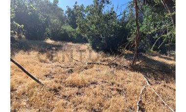 Se vende parcela a orilla de Laguna de Aculeo