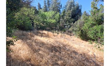 Se vende parcela a orilla de Laguna de Aculeo