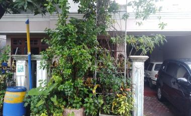 rumah kost Jalan pagesangan Surabaya 7 kamar