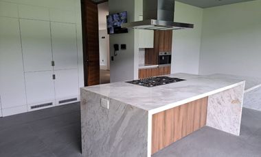 Casa nueva en Venta  en Jardines del Pedregal