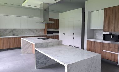 Casa nueva en Venta  en Jardines del Pedregal