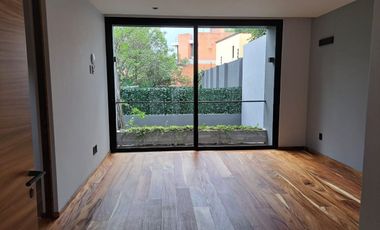 Casa nueva en Venta  en Jardines del Pedregal