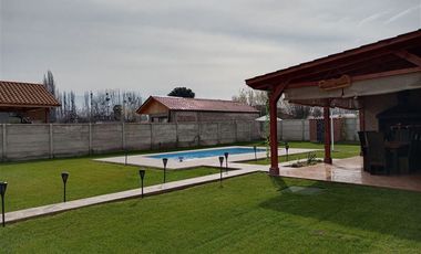 Casa en venta de 178 m2 + Terreno de 1.125 m2 en Coinco