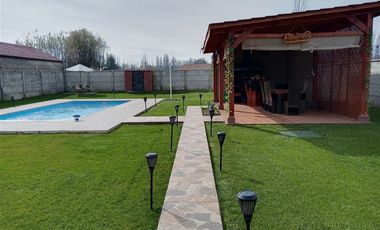 Casa en venta de 178 m2 + Terreno de 1.125 m2 en Coinco
