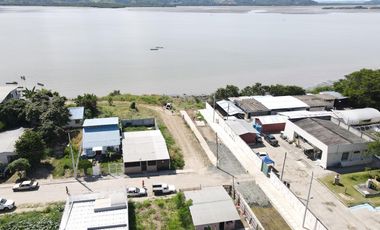 Terreno en venta Bahía de Caráquez Frente al Mar