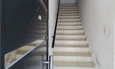 3 AMB. CON BALCON. ZONA FAC. DCHO. CIUDAD DE SANTA FE