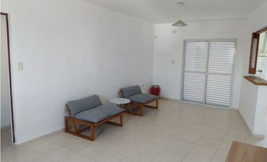 3 AMB. CON BALCON. ZONA FAC. DCHO. CIUDAD DE SANTA FE