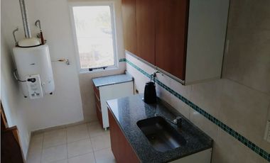 3 AMB. CON BALCON. ZONA FAC. DCHO. CIUDAD DE SANTA FE